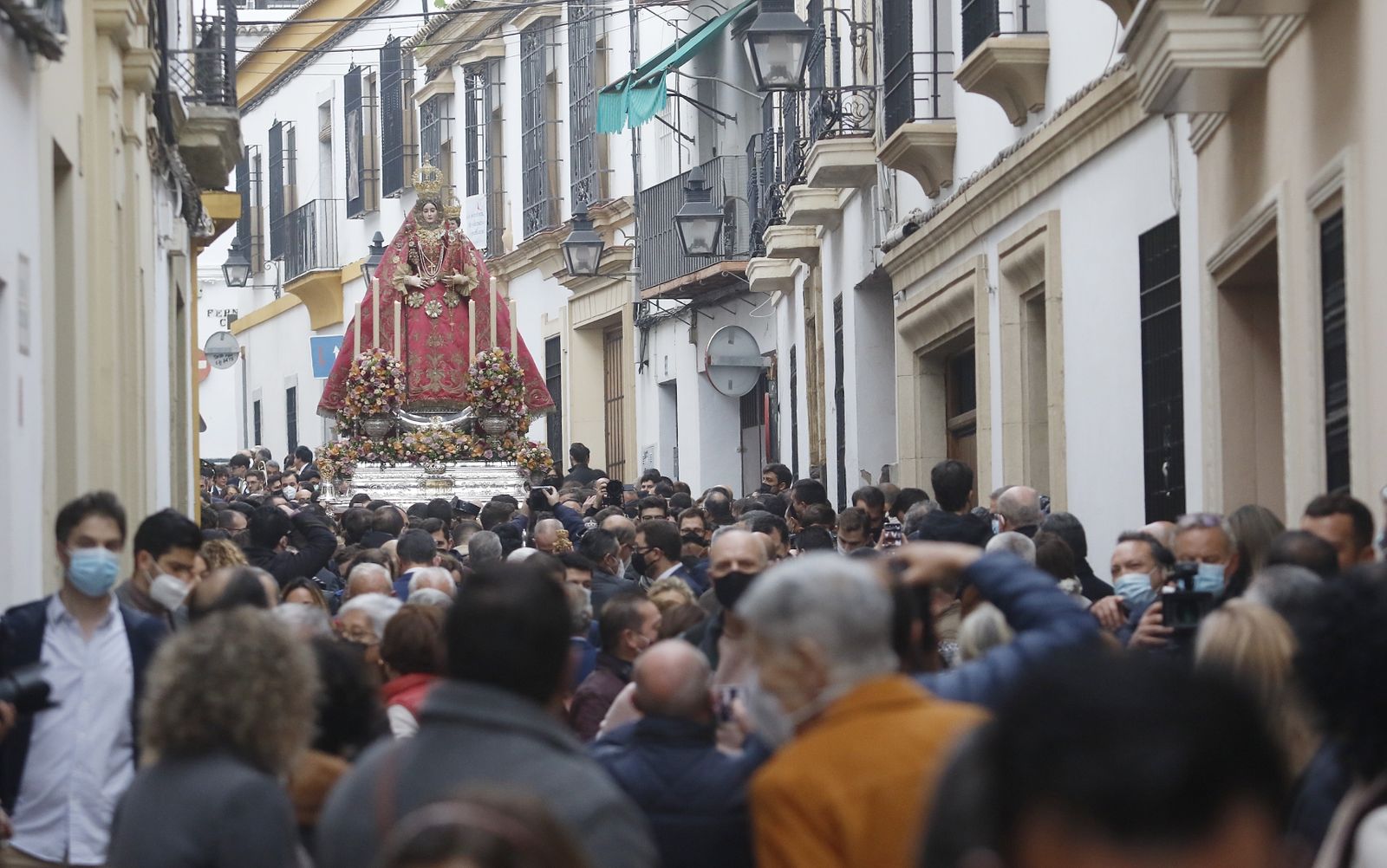 La procesión de la Virgen de Araceli en Córdoba, en imágenes