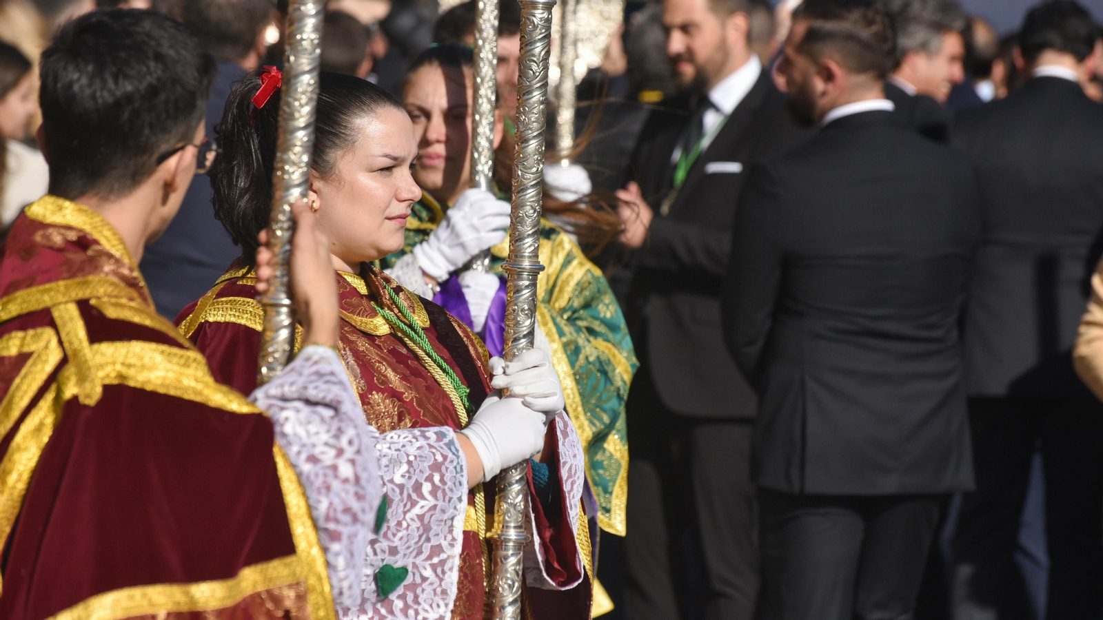 La vuelta de la Virgen de la Esperanza a La Línea, en imágenes