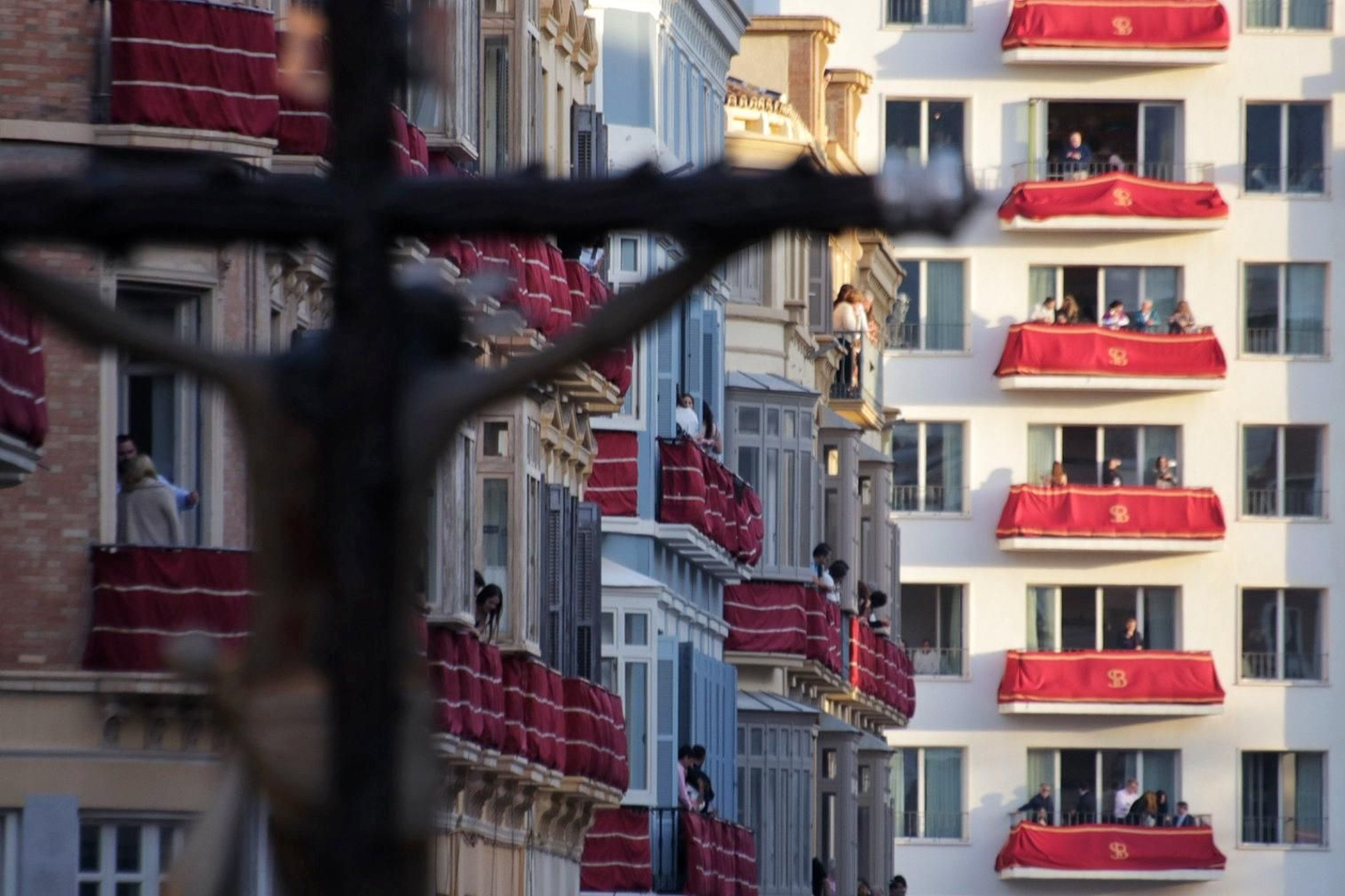 Vera+Cruz en el Jueves Santo de Málaga, en imágenes