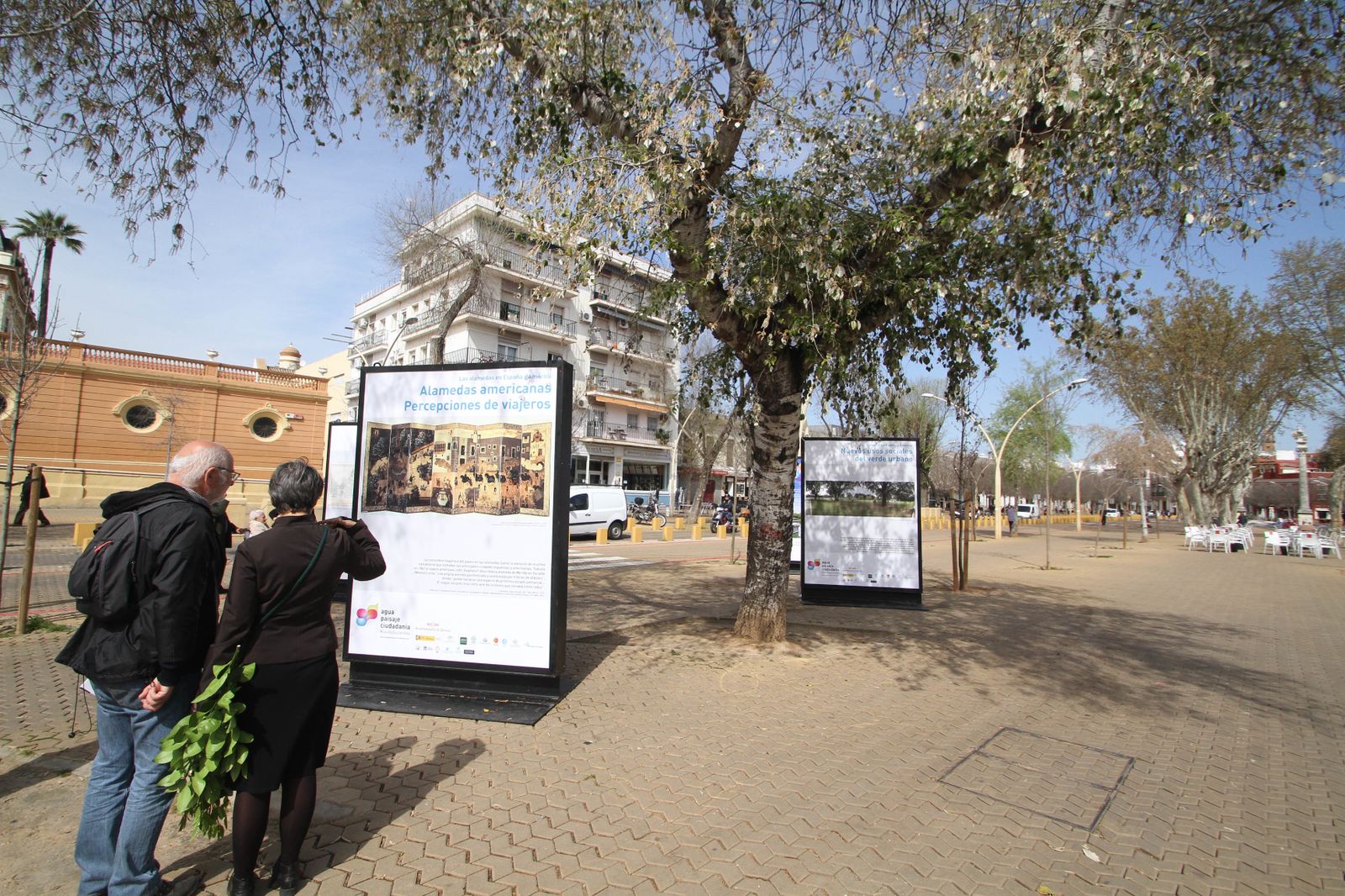 La exposición en la Alameda.