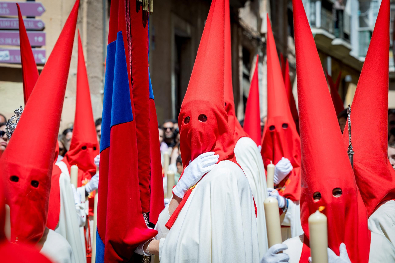 Imágenes de la salida de Las Penas en la Semana Santa de Cádiz 2025 Imágenes de la salida de Las Penas en la Semana Santa de Cádiz 2025