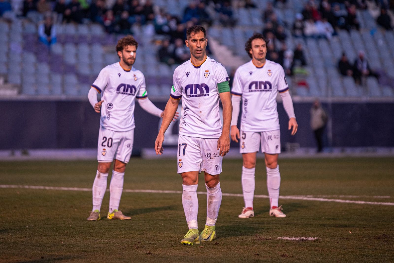 Javi Moyano, en un momento del encuentro ante la Deportiva Minera.
