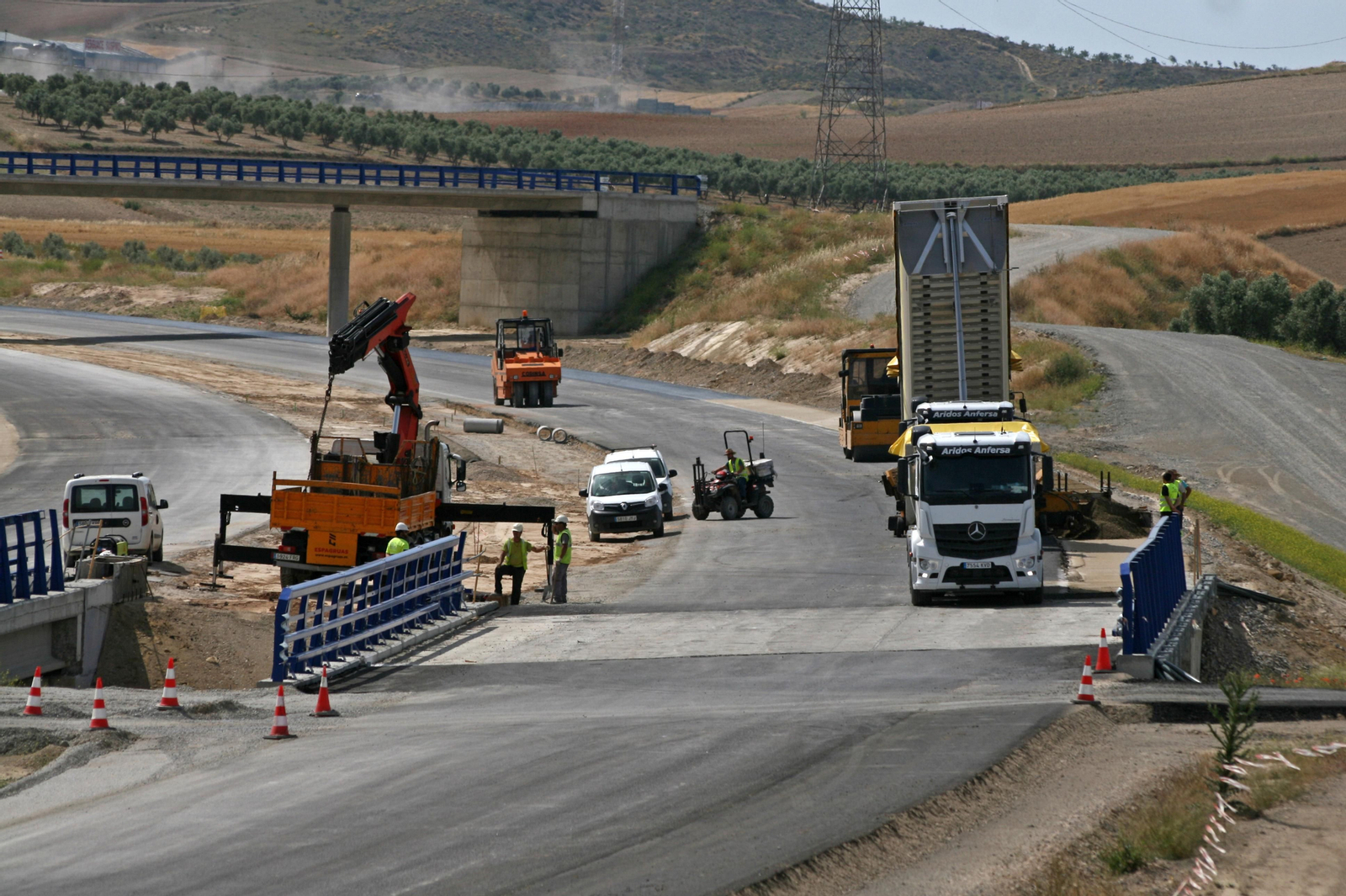 Fotos de las obras de la Segunda Circunvalación de Granada en junio de 2020