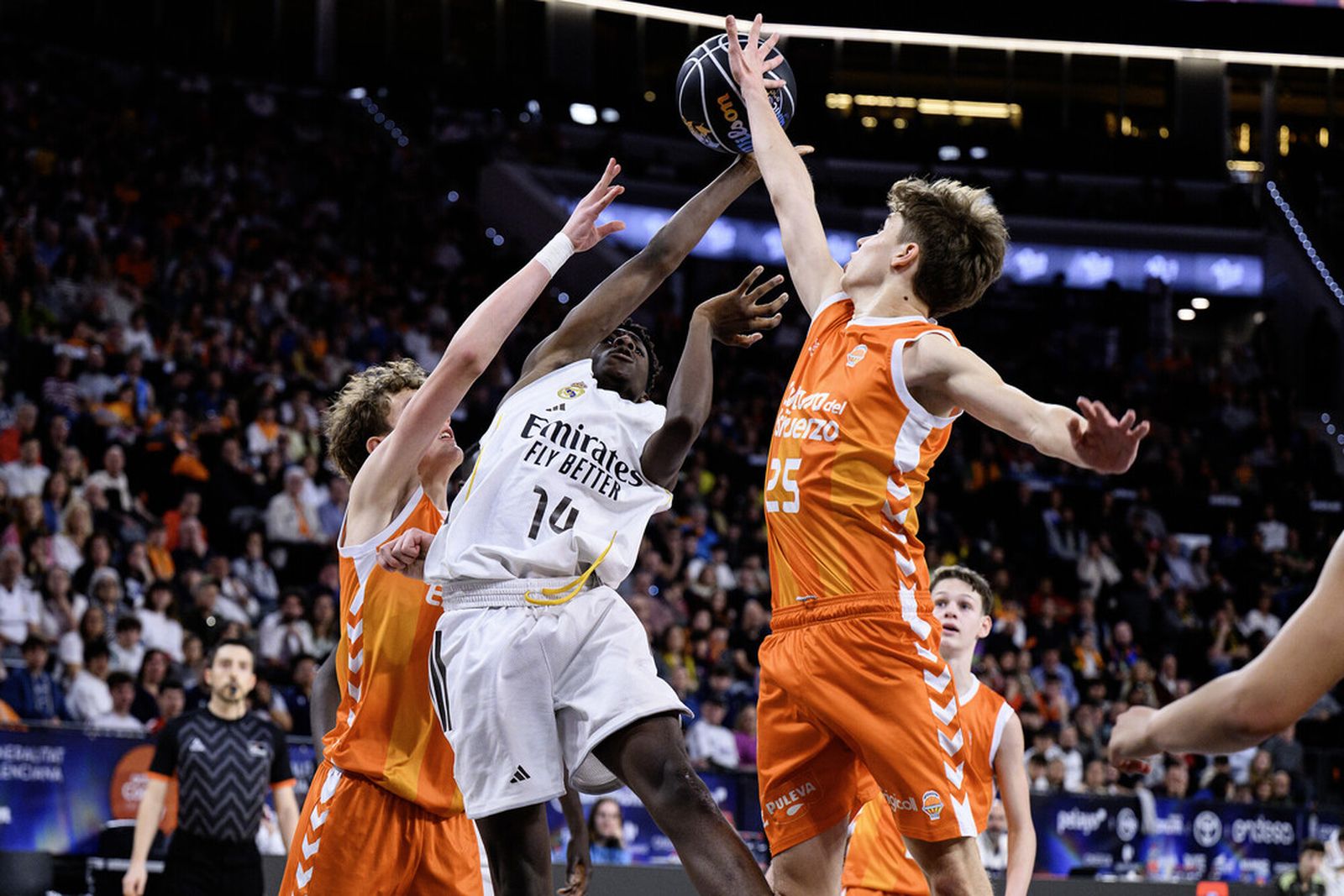 El Real Madrid, campeón de la Minicopa de Valencia