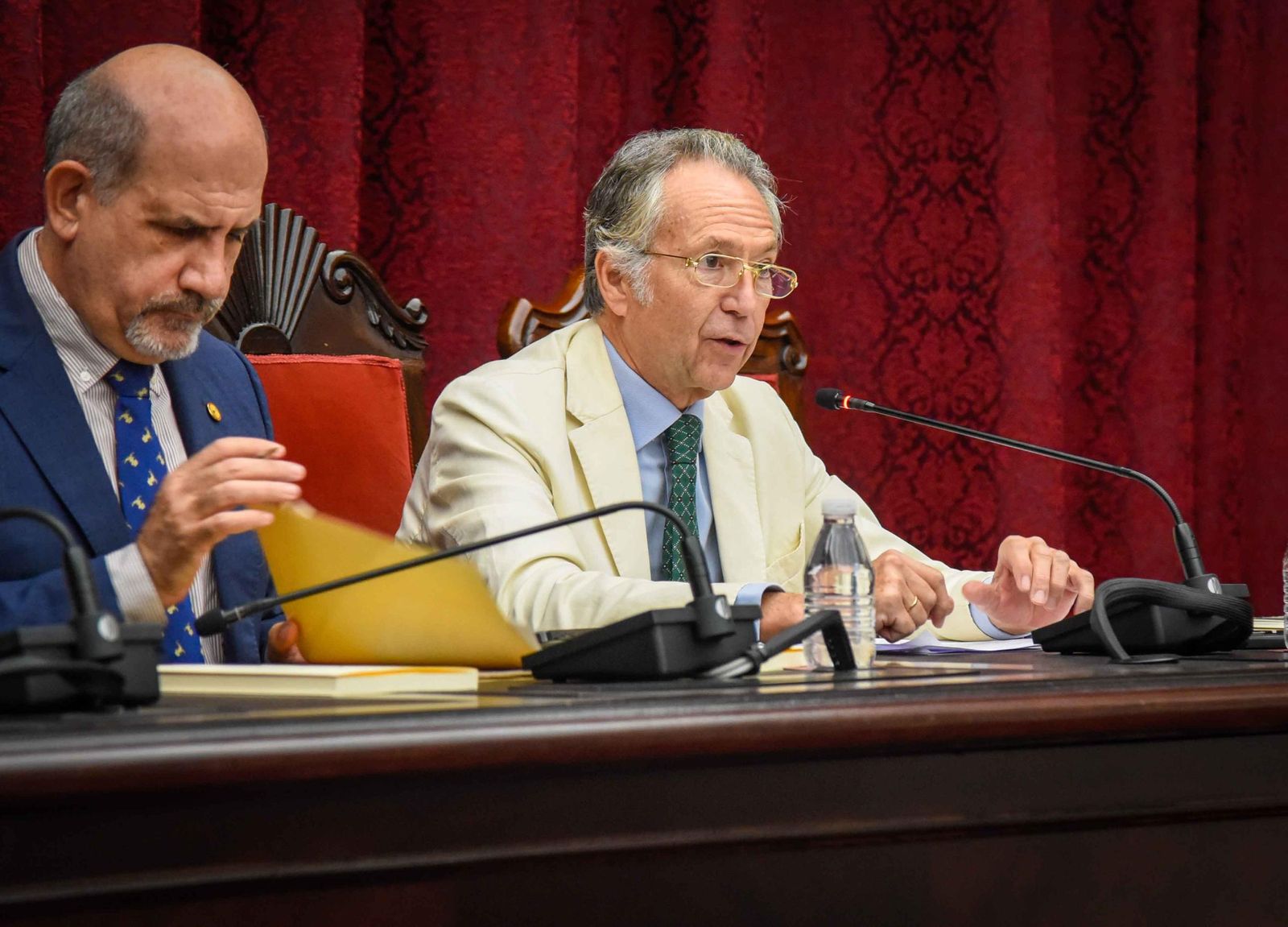 Presentación del libro 'Miradas inquietas', de Pablo Antonio Fernández