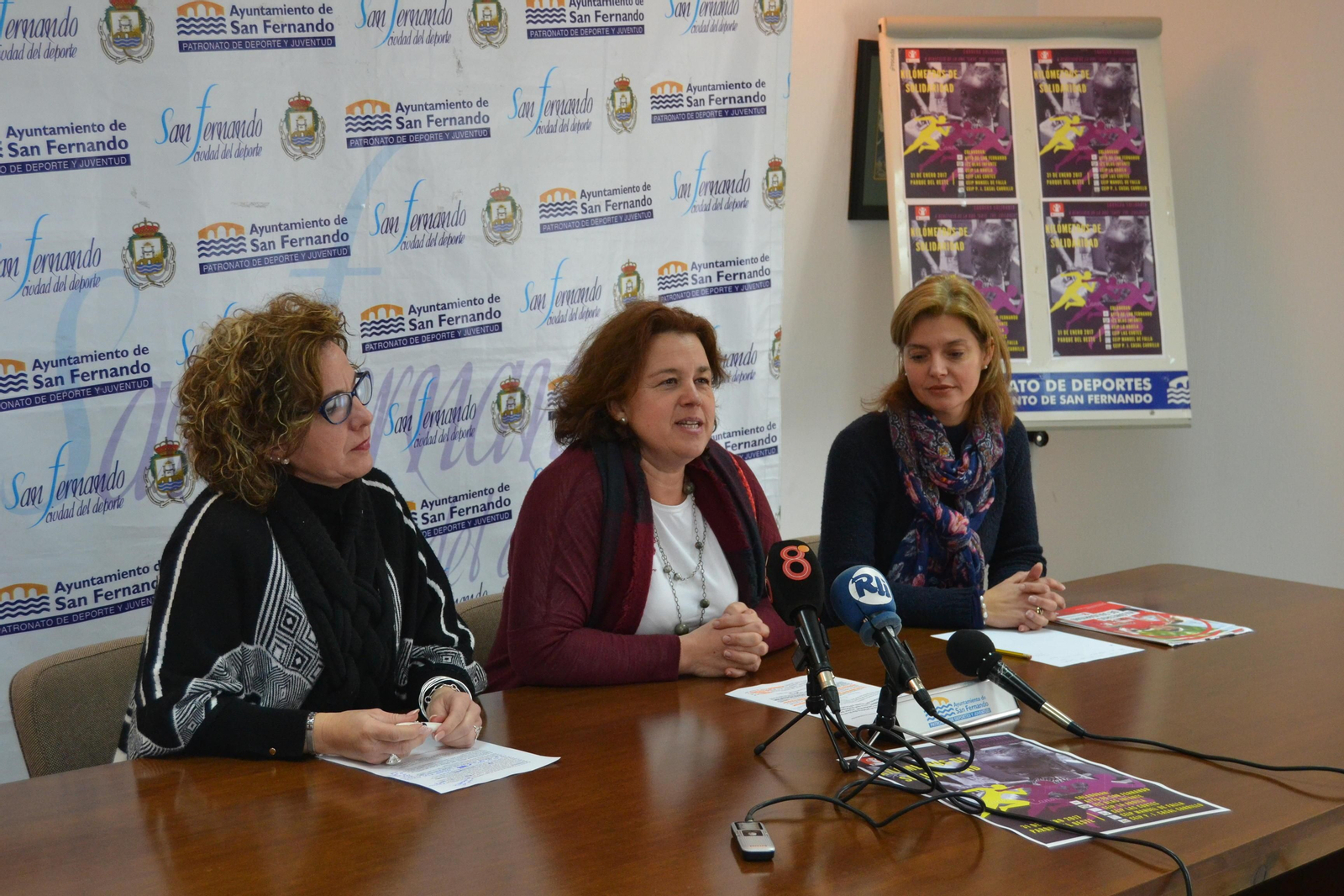 García Sosa, Lebrero y Espinar (de i. a d.) en la presentación de la carrera.