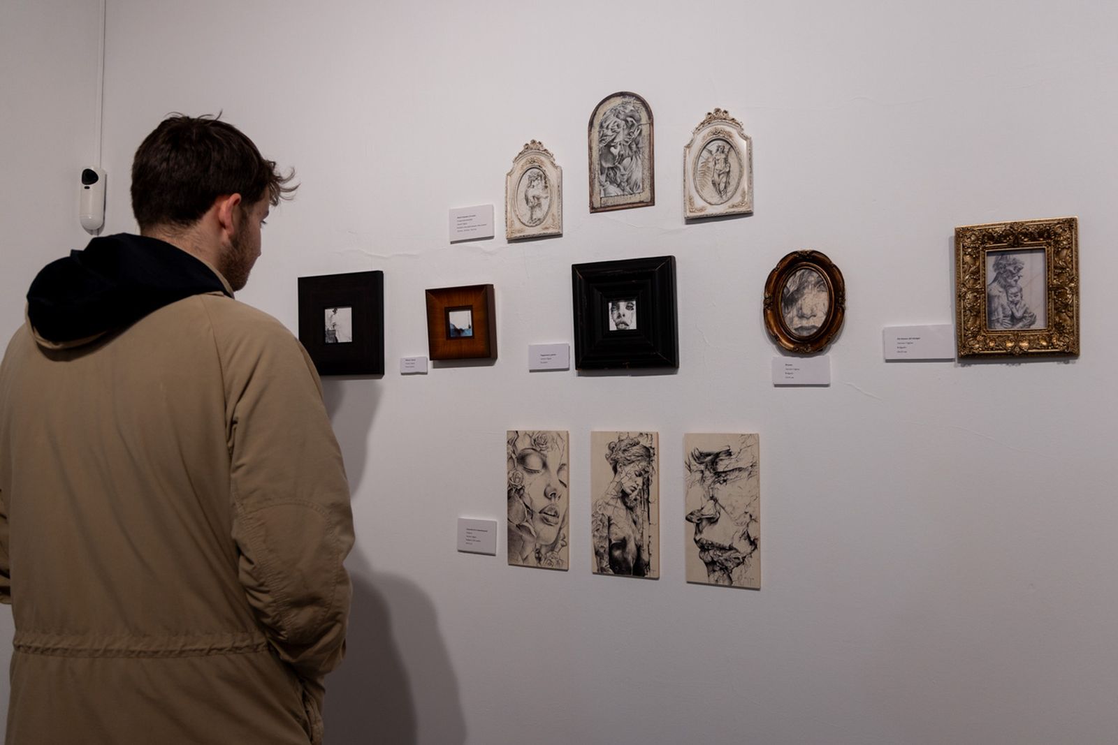 Antonio Ogáyar apuesta por el arte para restar odio a nuestra vida con una exposición en Baños del Naranjo