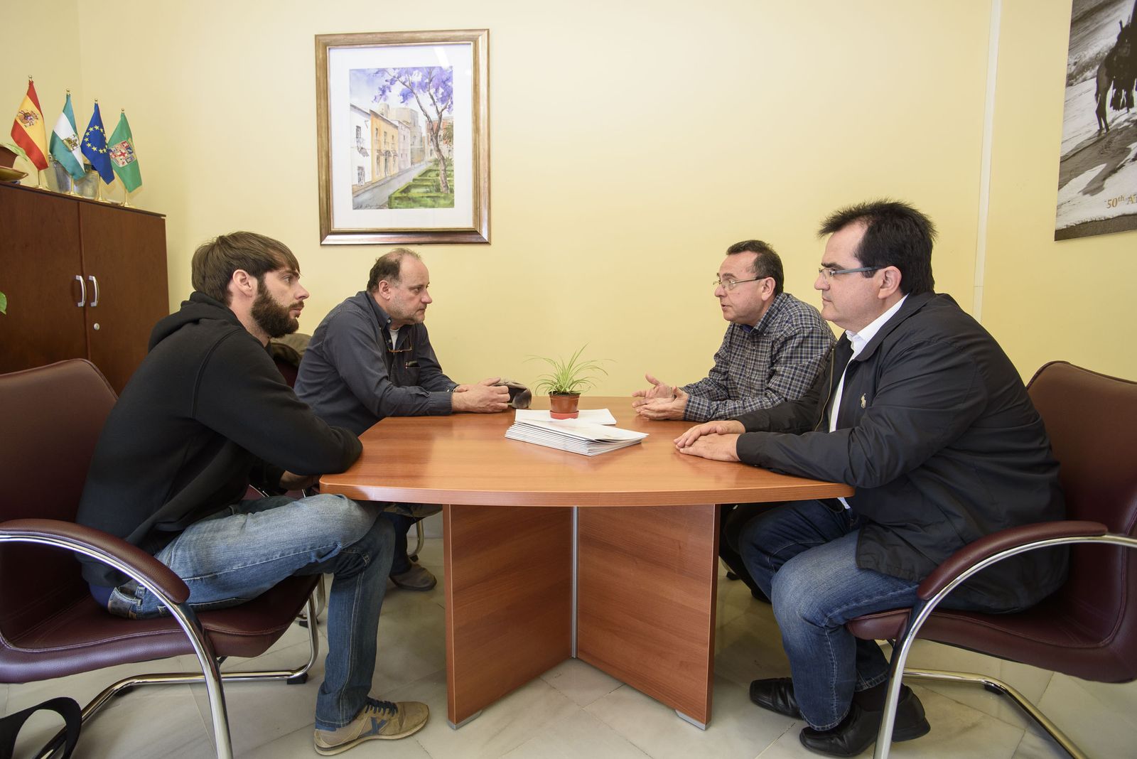 Reunión entre Antonio J. Rodríguez, Ignacio F. Mañas y la productora.