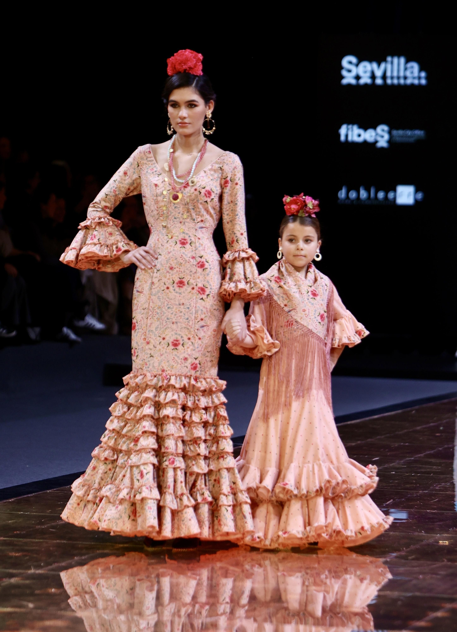 Desfile de Maricruz &Montecarlo en SIMOF, todas las fotos