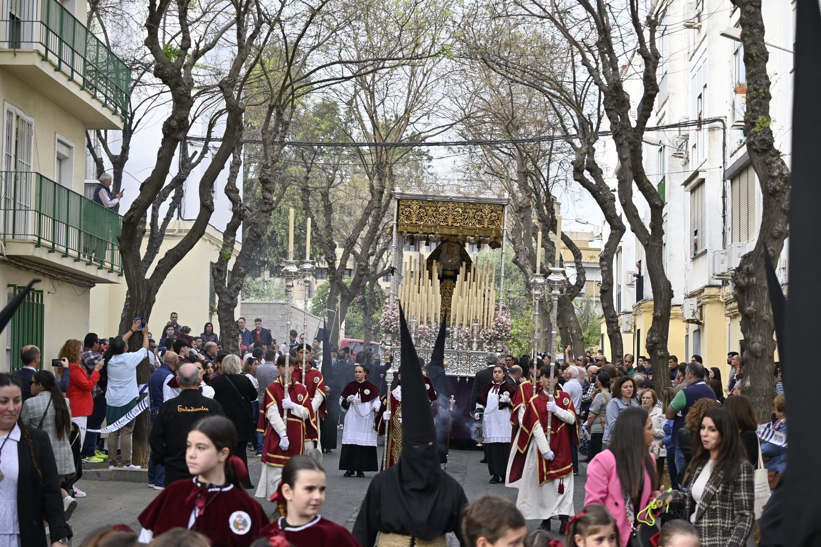 Martes Santo: Hermandad de Los Estudiantes, Huelva