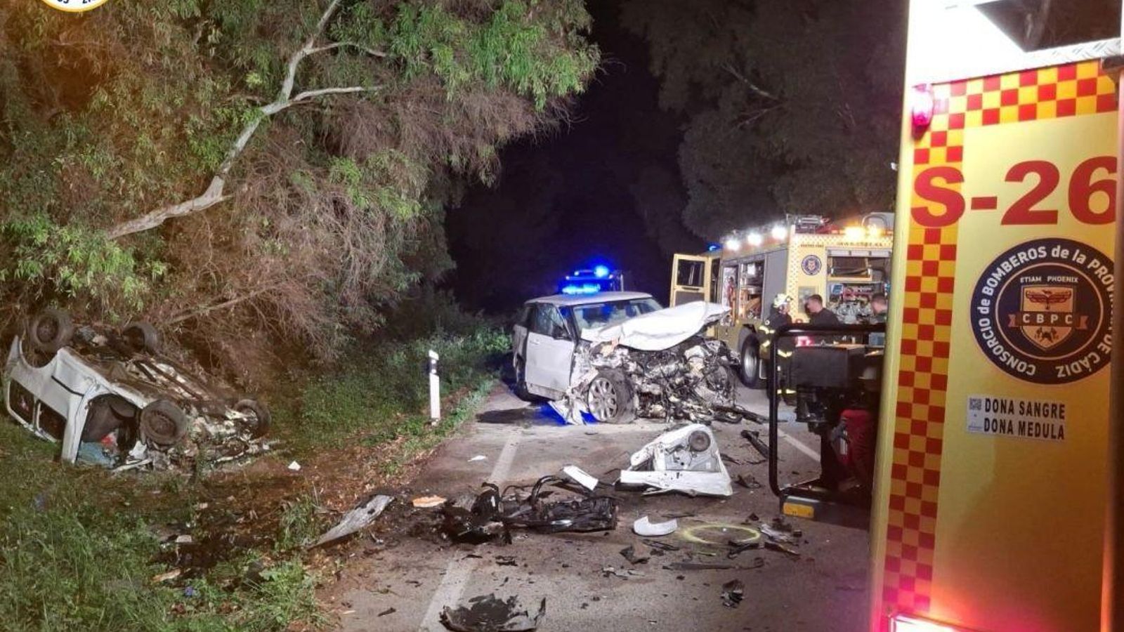 El estado en el que quedaron los dos vehículos.