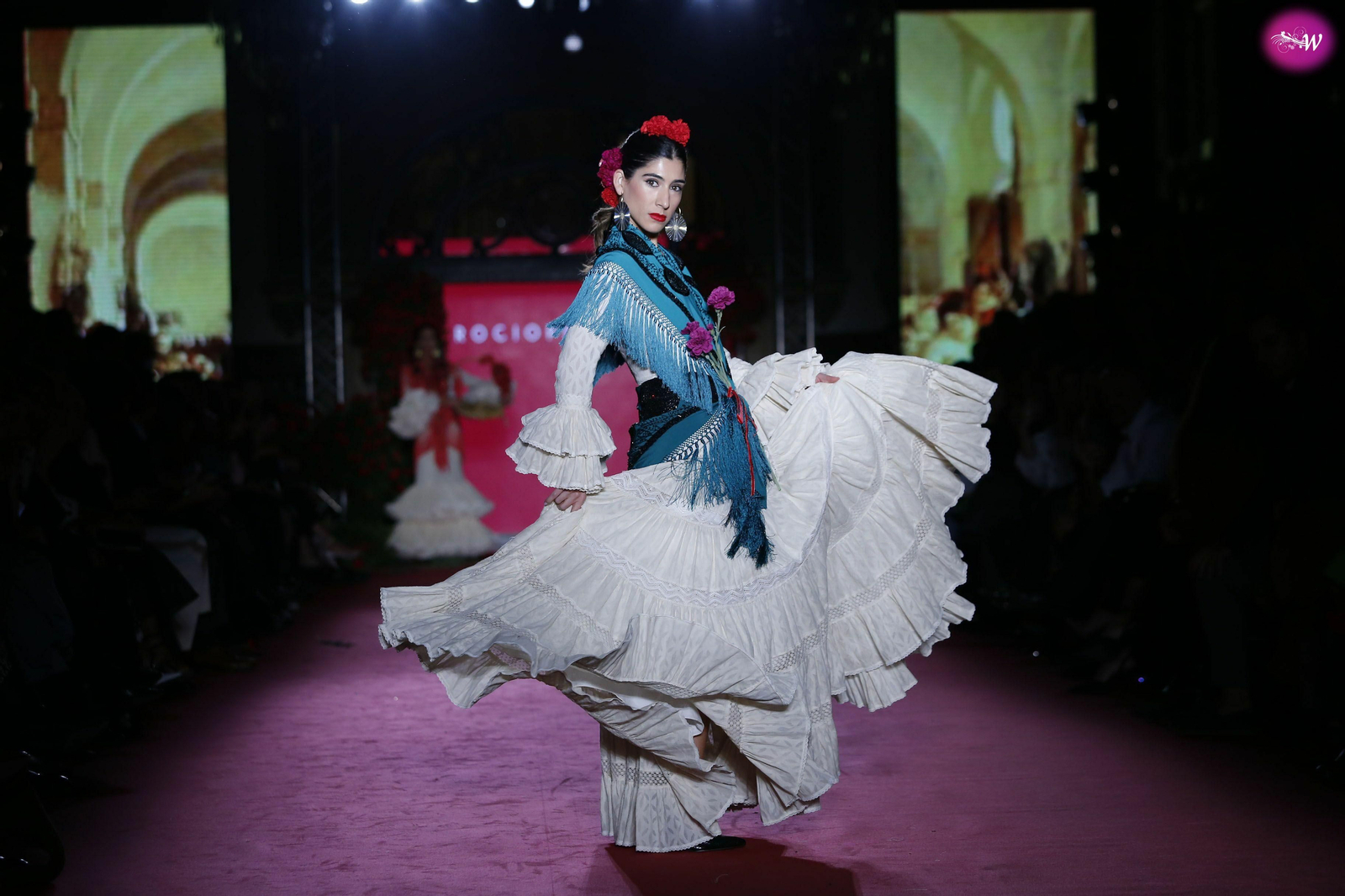 Rocío Peralta en We Love Flamenco 2020, el desfile en fotos