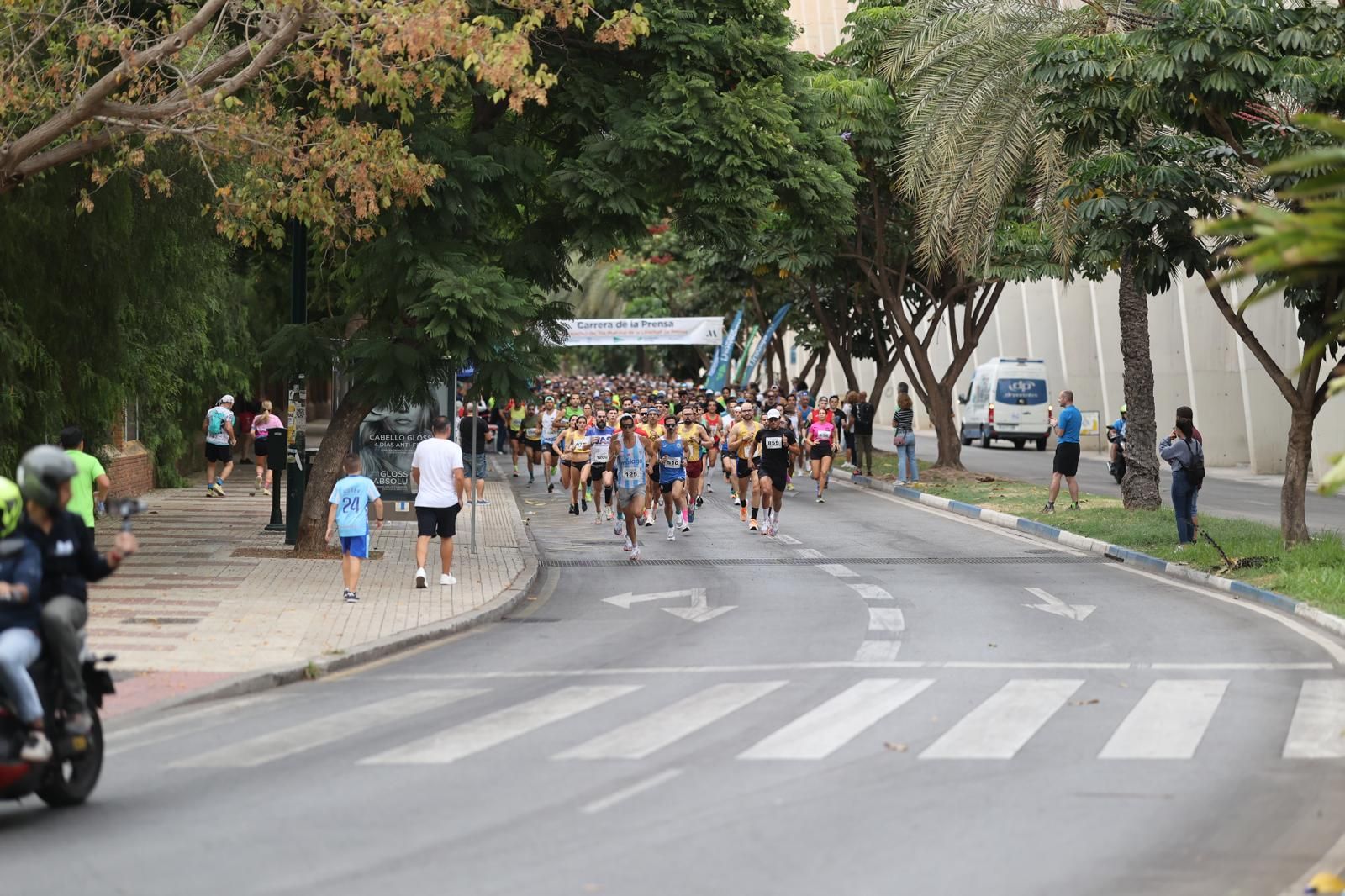 Las fotos de la VIII Carrera de la Prensa y la IV Marcha Solidaria de Málaga