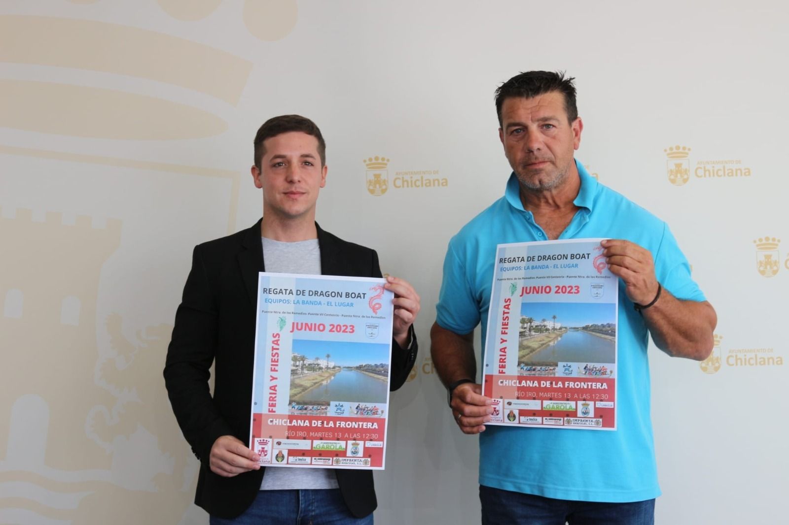 El delegado de Fiestas en funciones, José Alberto Cruz, y el presidente del Club Piragüismo Chiclana, Eduardo Varela.