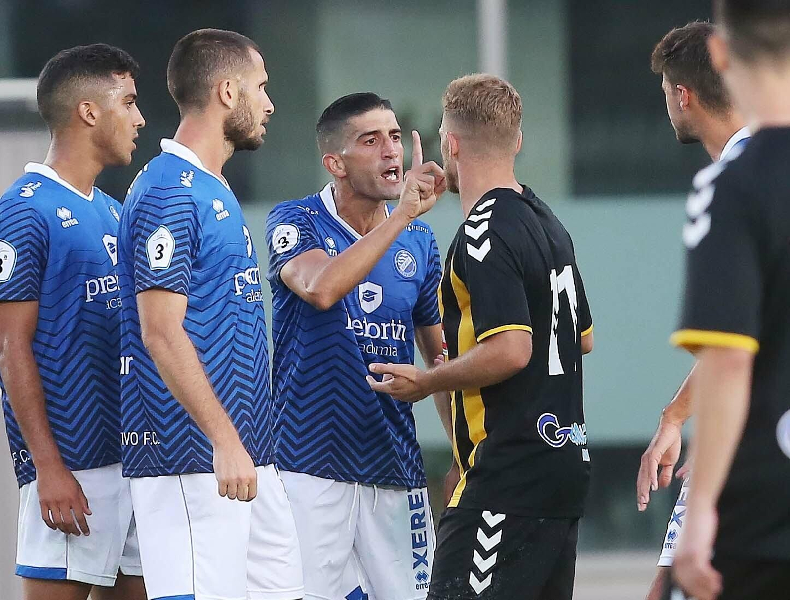 Imágenes de la victoria del Xerez Deportivo F.C. sobre  el San Roque de Lepe(2-1)