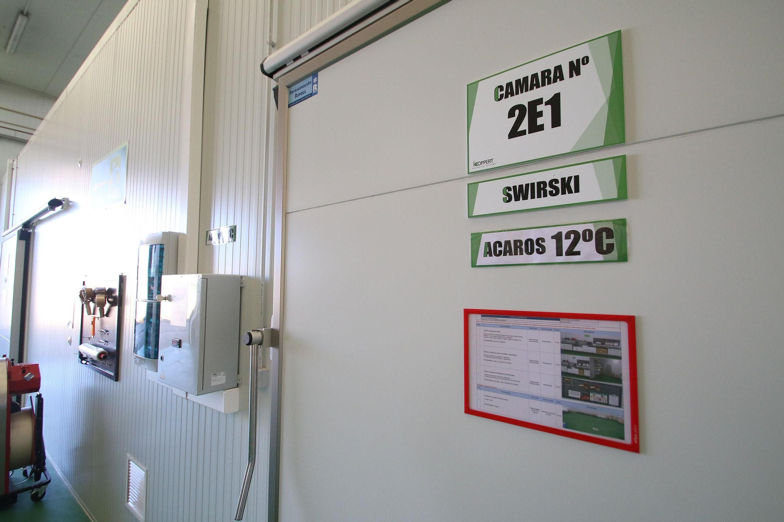 Fotogalería de la visita guiada a las instalaciones de Koppert en Águilas