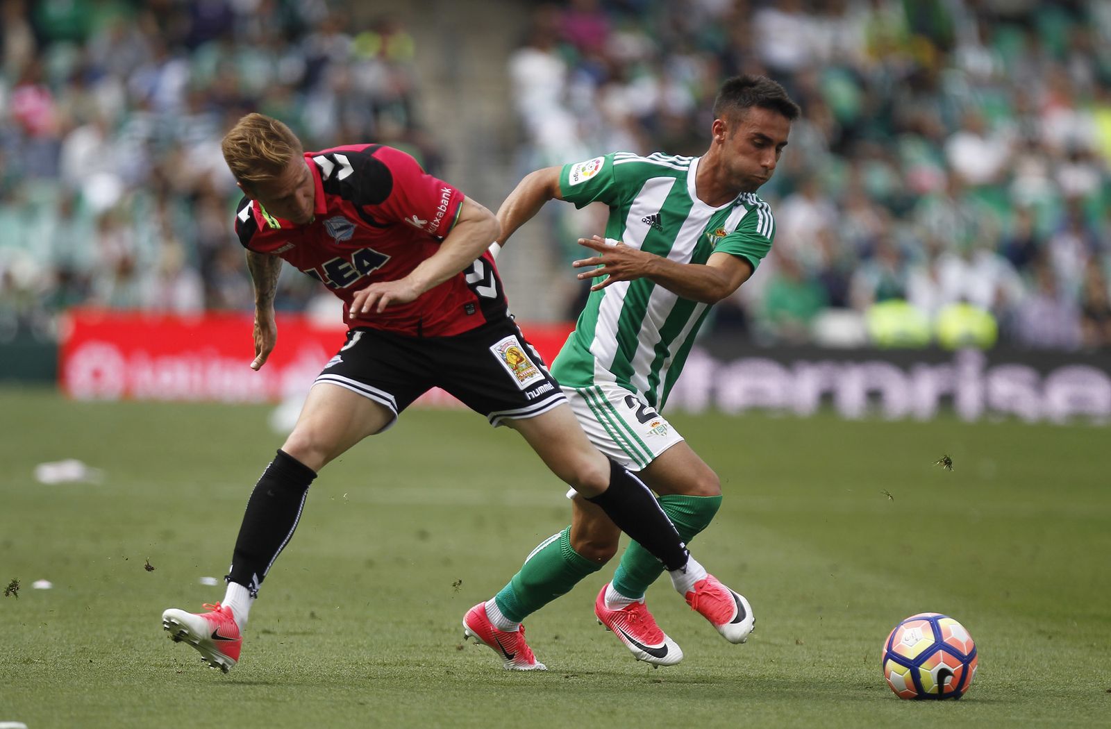 El Real Betis-Alavés, en imágenes