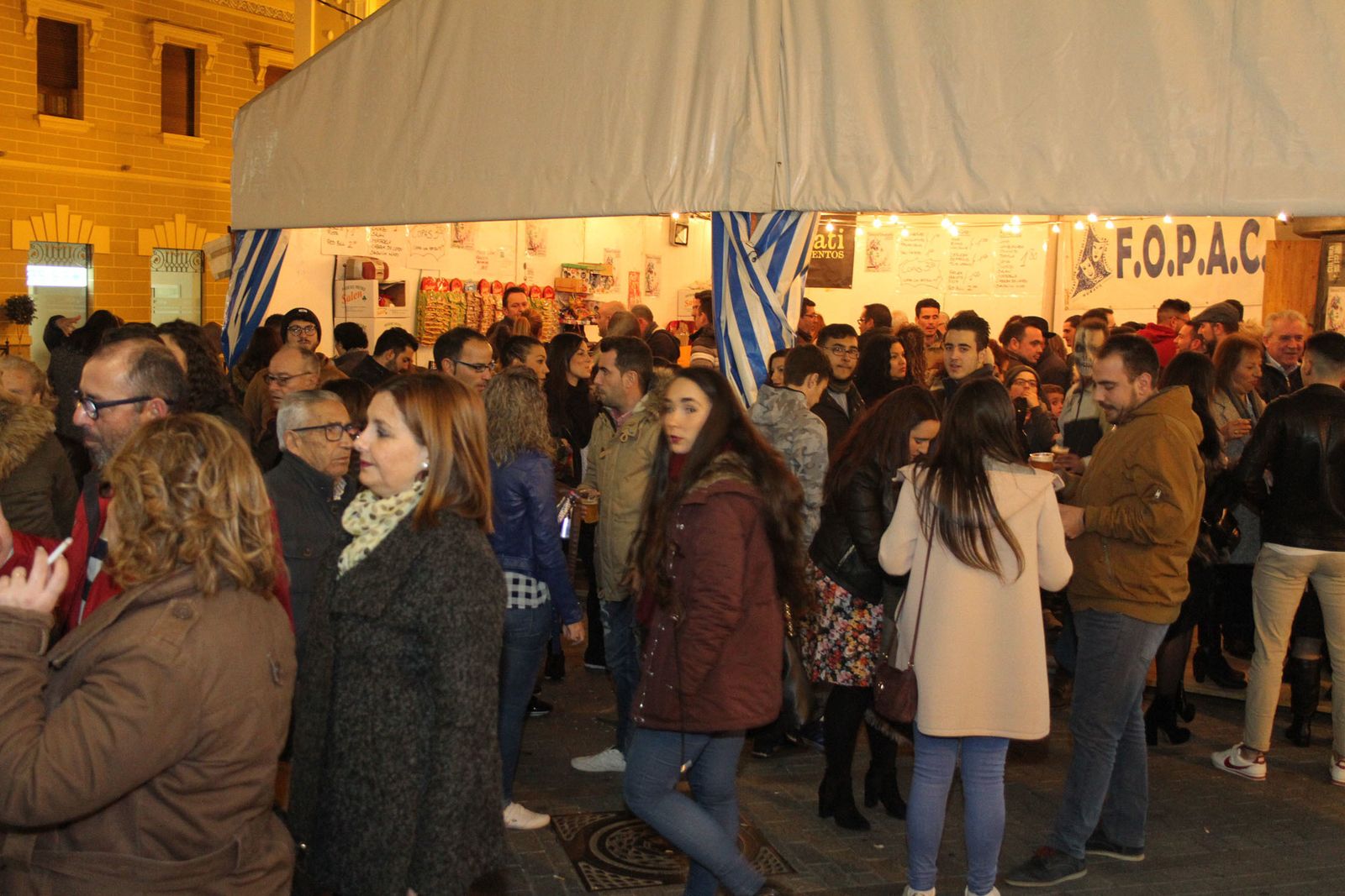 Imágenes del primer día de preliminares de concurso del Carnaval Colombino 2018
