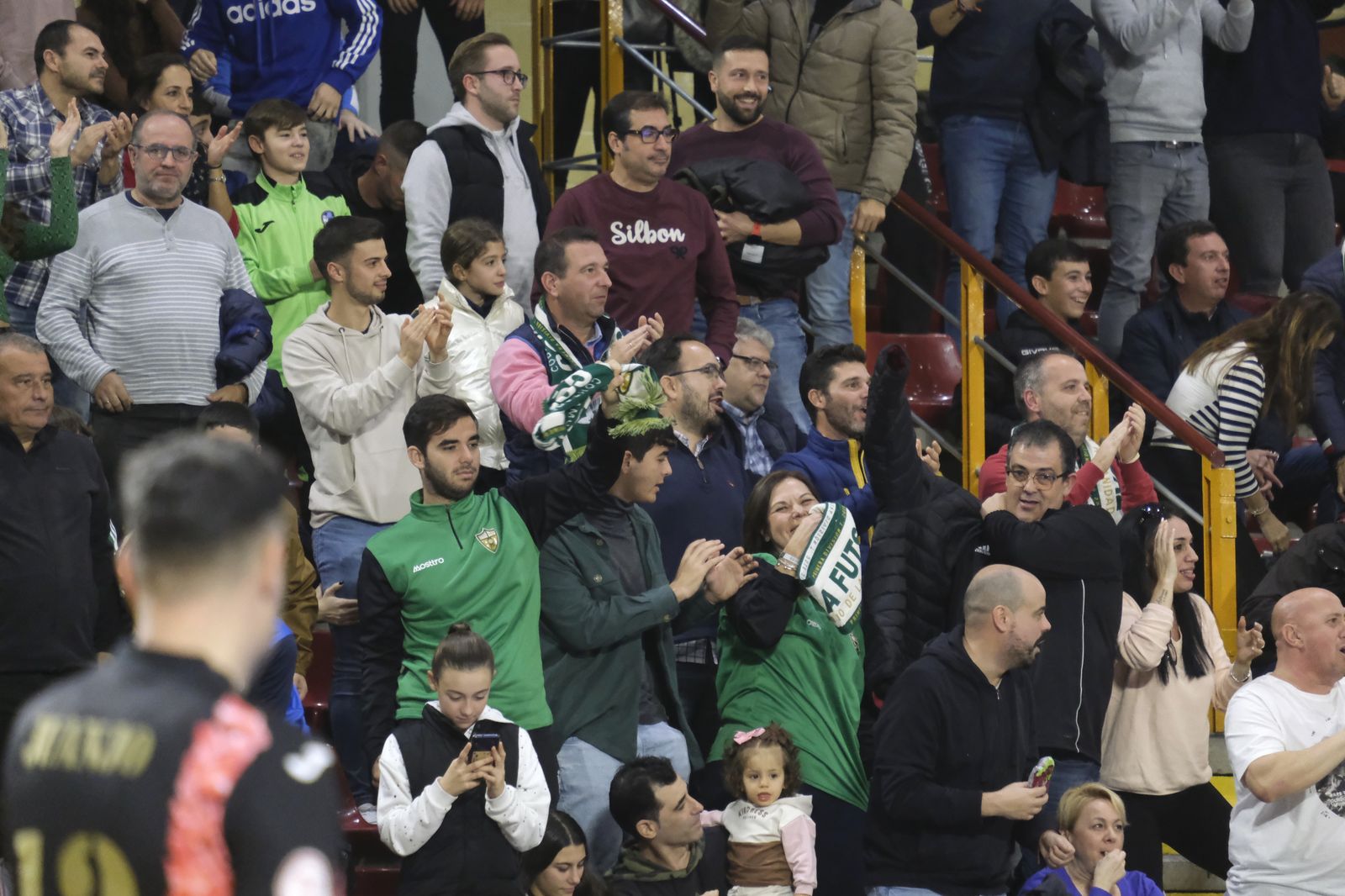 Las imágenes del empate entre el Córdoba Patrimonio y ElPozo Murcia en Vista Alegre