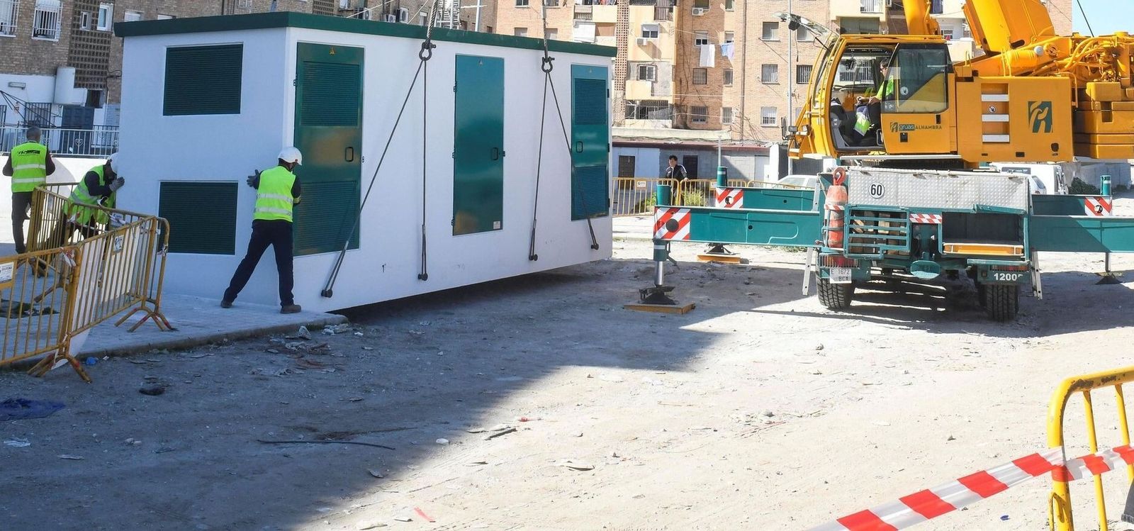 Imagen de archivo de un transformador de Endesa como los que se pintarán en este proyecto.