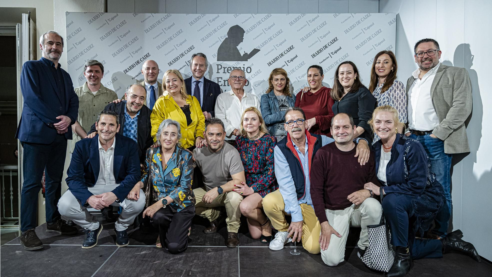 Entrega del  VIII Premio 'Emilio López' a la chirigota de 'El Selu'