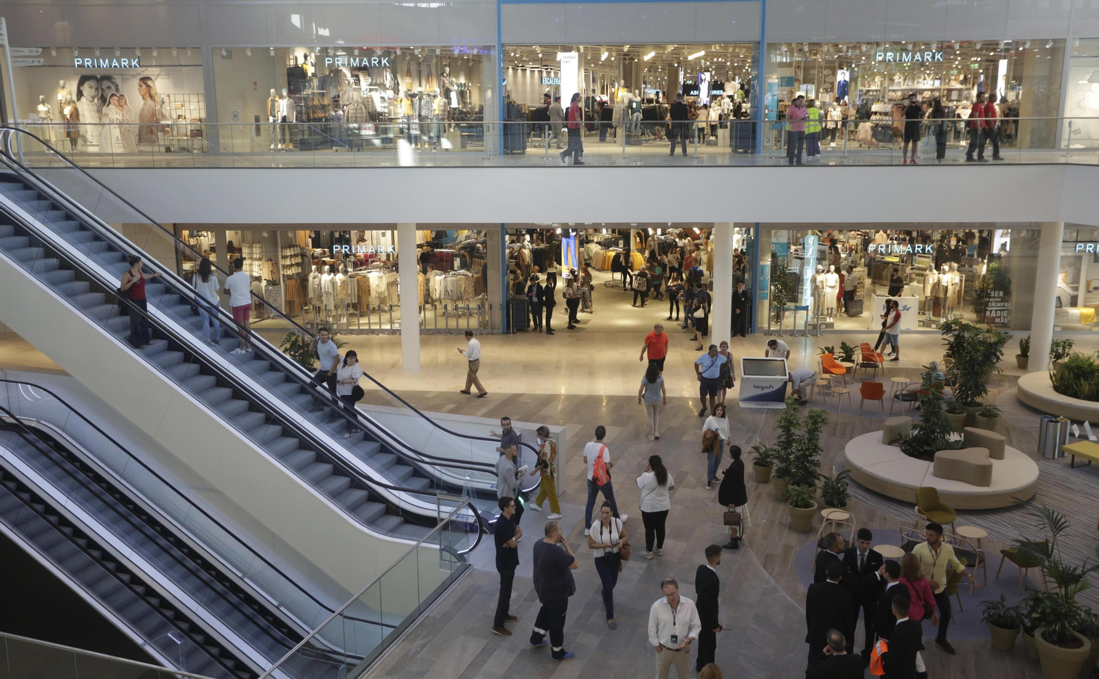 El centro comercial Lagoh de Sevilla, pocos días después de su inauguración.
