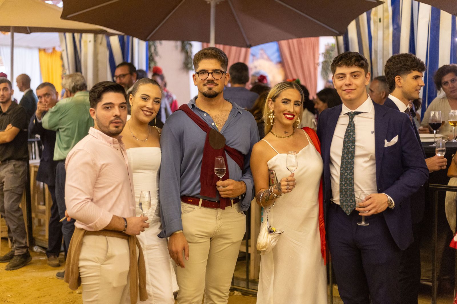 Feria del Caballo 2023: Imágenes del ambiente en la noche del sábado