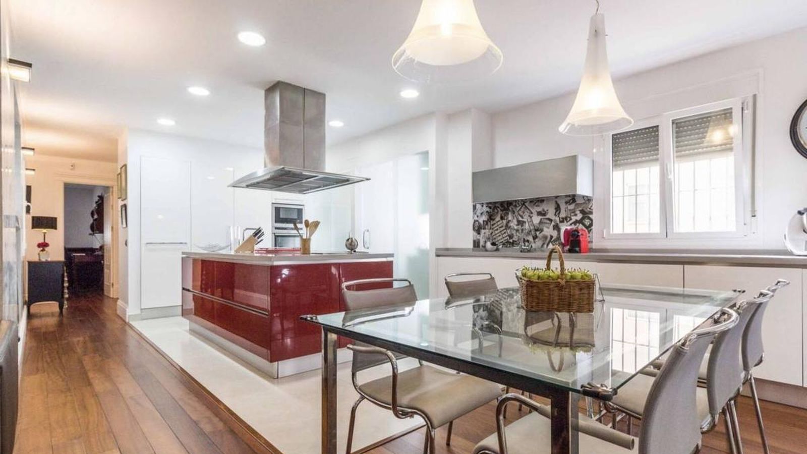 Uno de los pisos de lujo a la venta en la zona de Bahía Blanca.