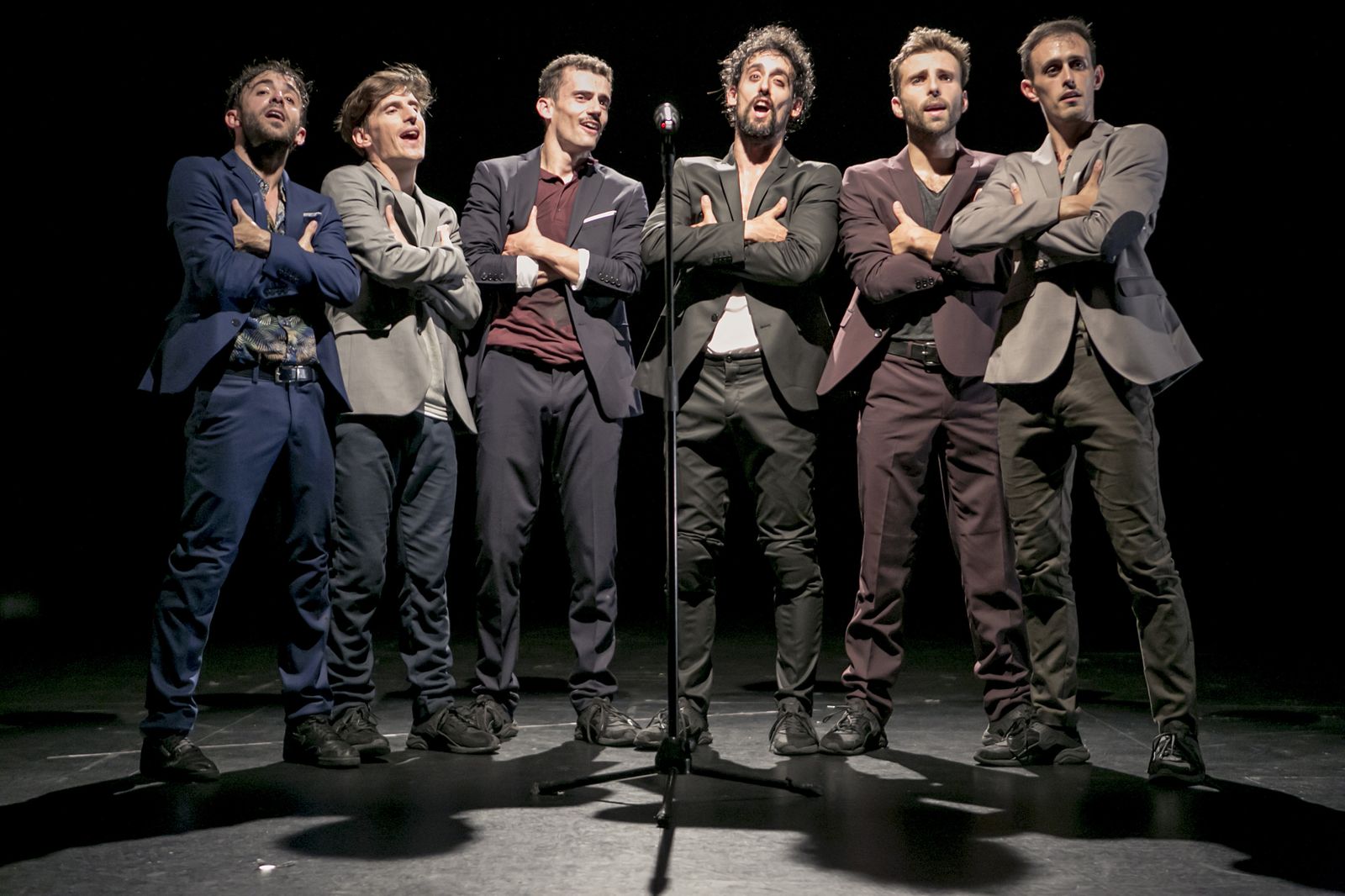 Los magníficos bailarines protagonistas de la coreografía de Isabel Vázquez.