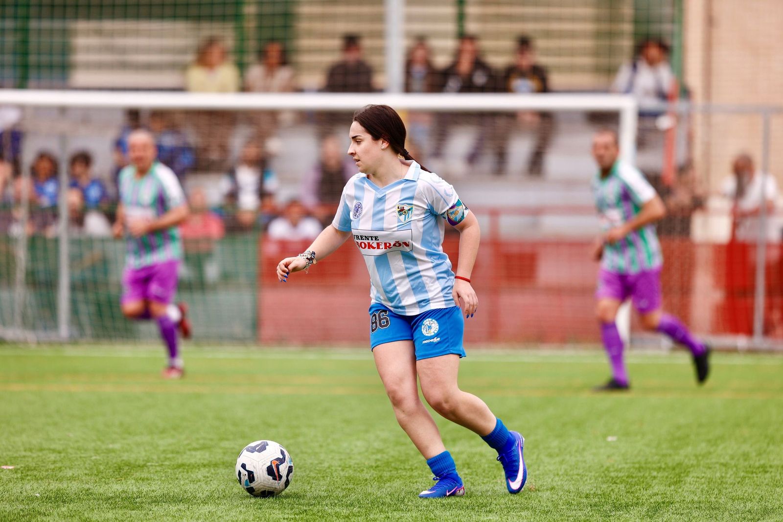 Leyendas del Málaga CF se reúnen en el césped