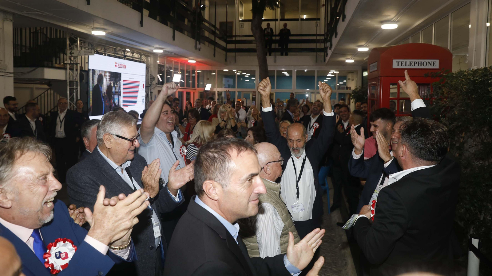 Las fotos de la victoria de Fabian Picardo que gana las elecciones en Gibraltar