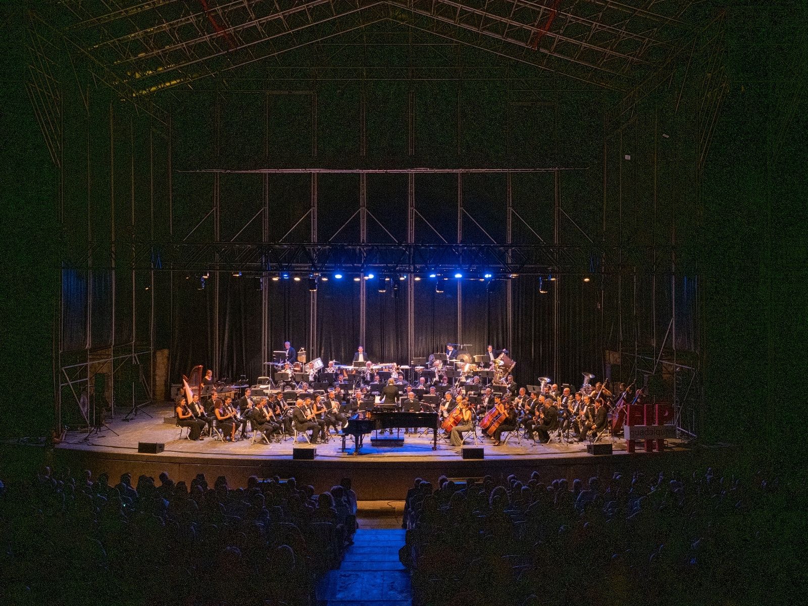 El espectáculo 'Gamelan', en el escenario del Teatro de la Axerquía.