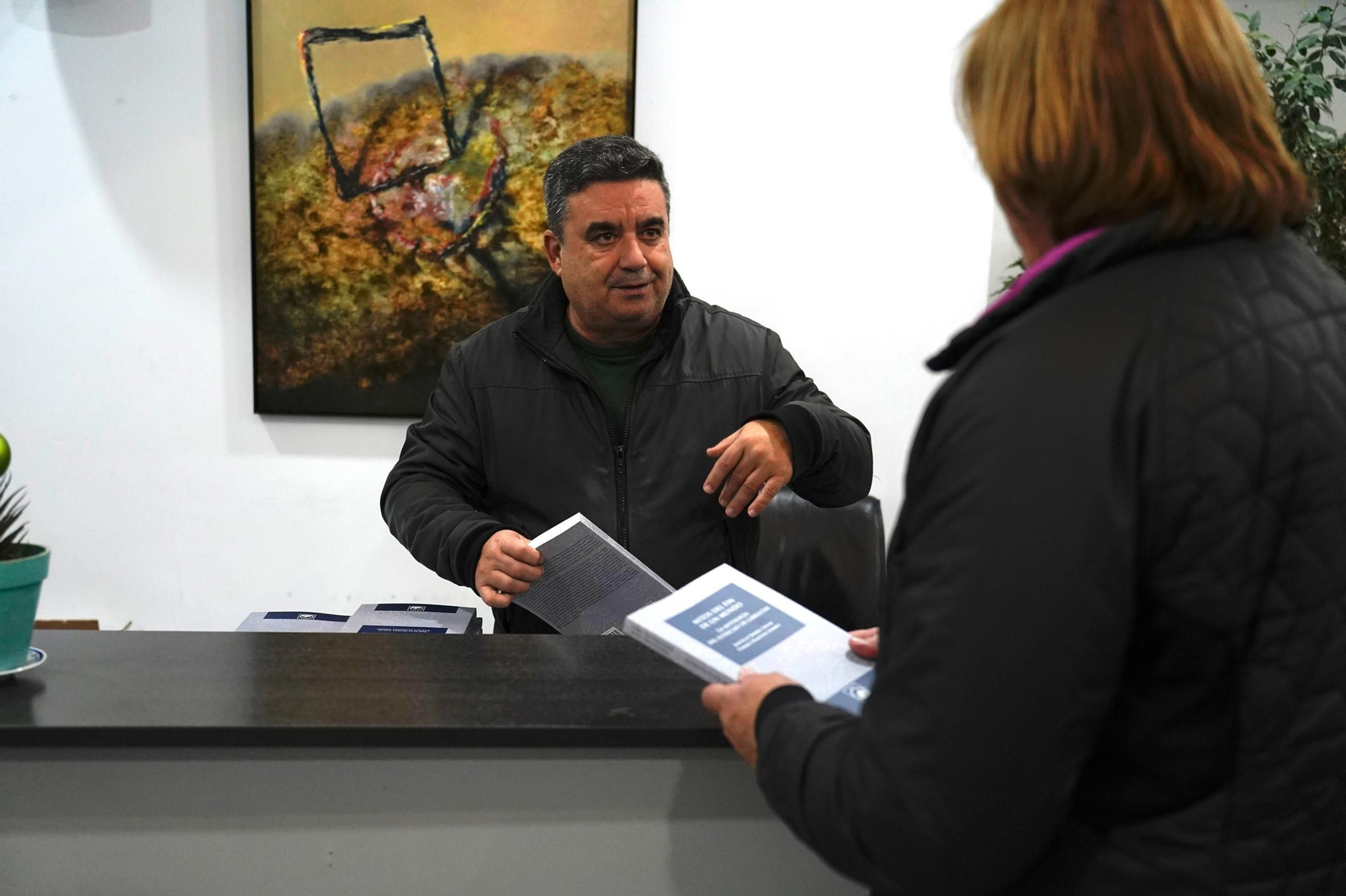 Fotos de la presentación del libro sobre `Los mitos del fin del mundo´
