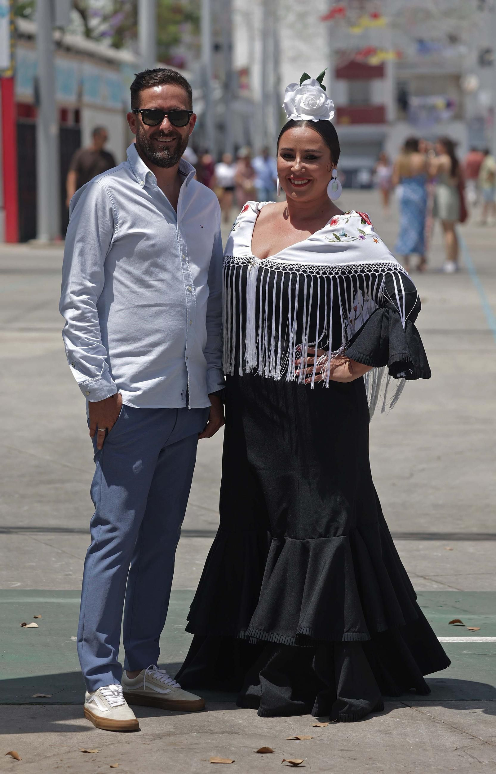 Búscate en las fotos del Domingo por Sevillanas de la Feria Real de Algeciras 2025