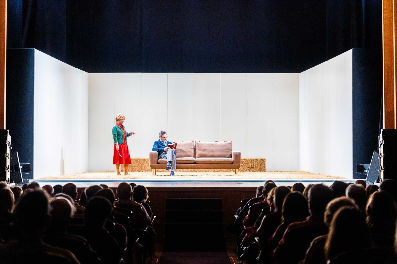 Puesta en escena de la obra 'Camino al zoo' en el Real Teatro de Las Cortes, en San Fernando