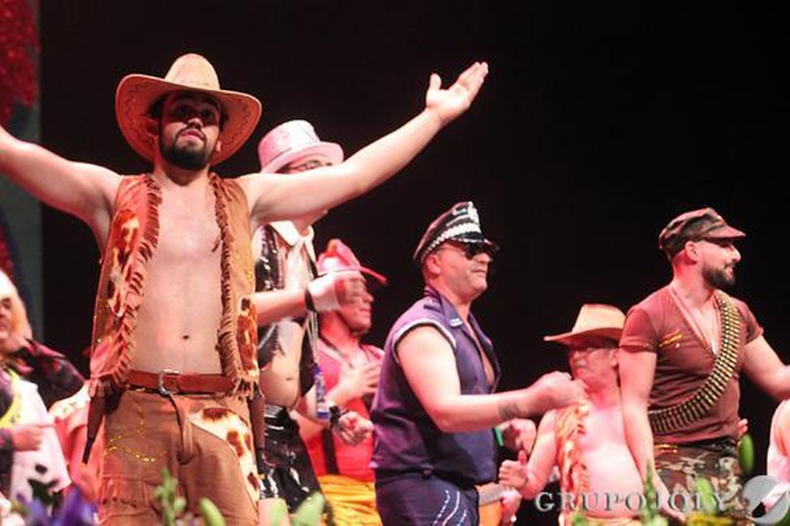 Murga El Club de los Intocables

Foto: José Luis Pérez