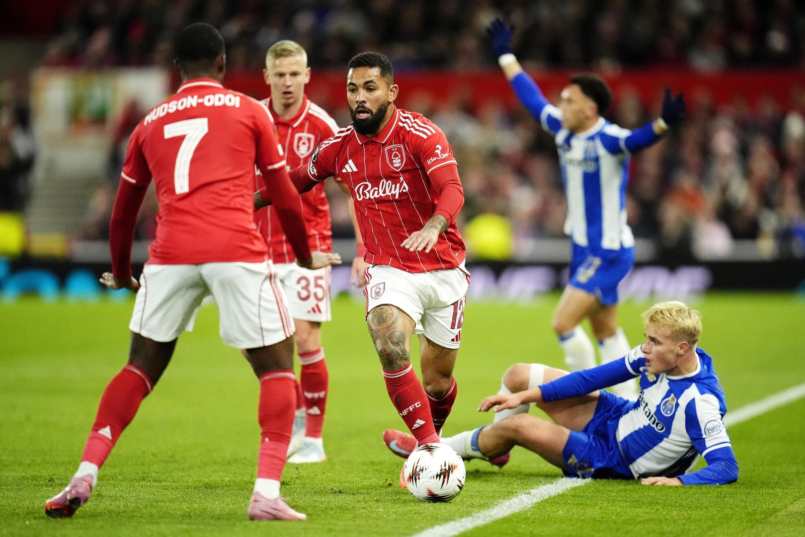 Nottingham Forest-Oporto (7).jpg