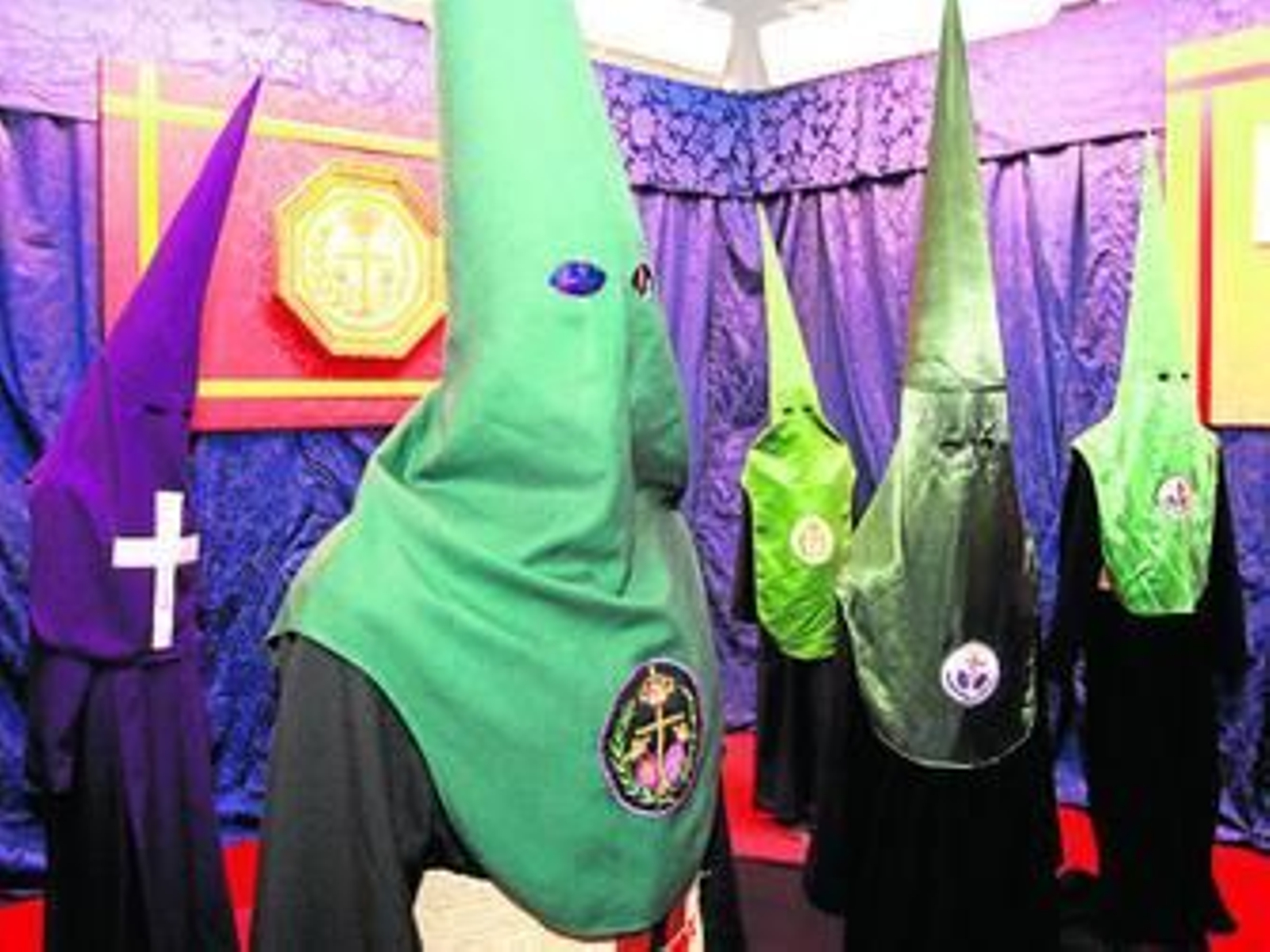 Una exposición recorre los 75 años de la Hermandad del Silencio