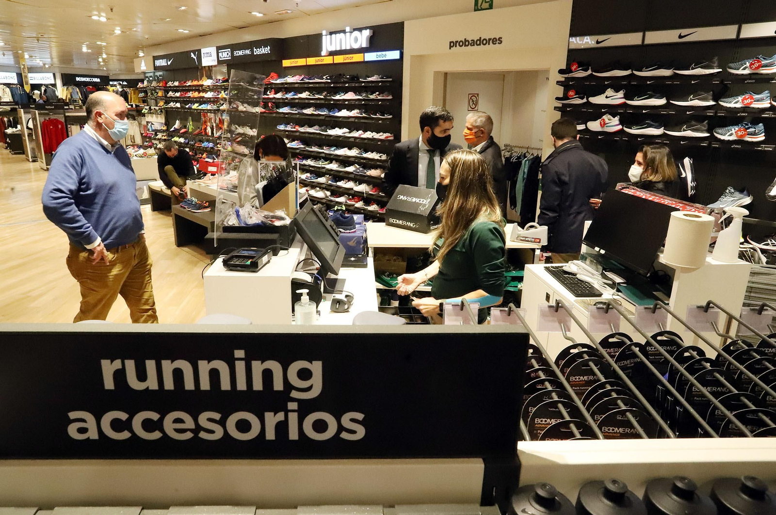 Imágenes del "Black Friday" en el Corte Inglés Imágenes del "Black Friday" en el Corte Inglés