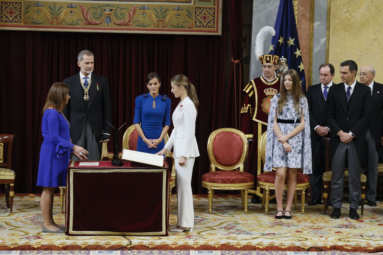 Las fotos del juramento de la Constitución de la princesa Leonor