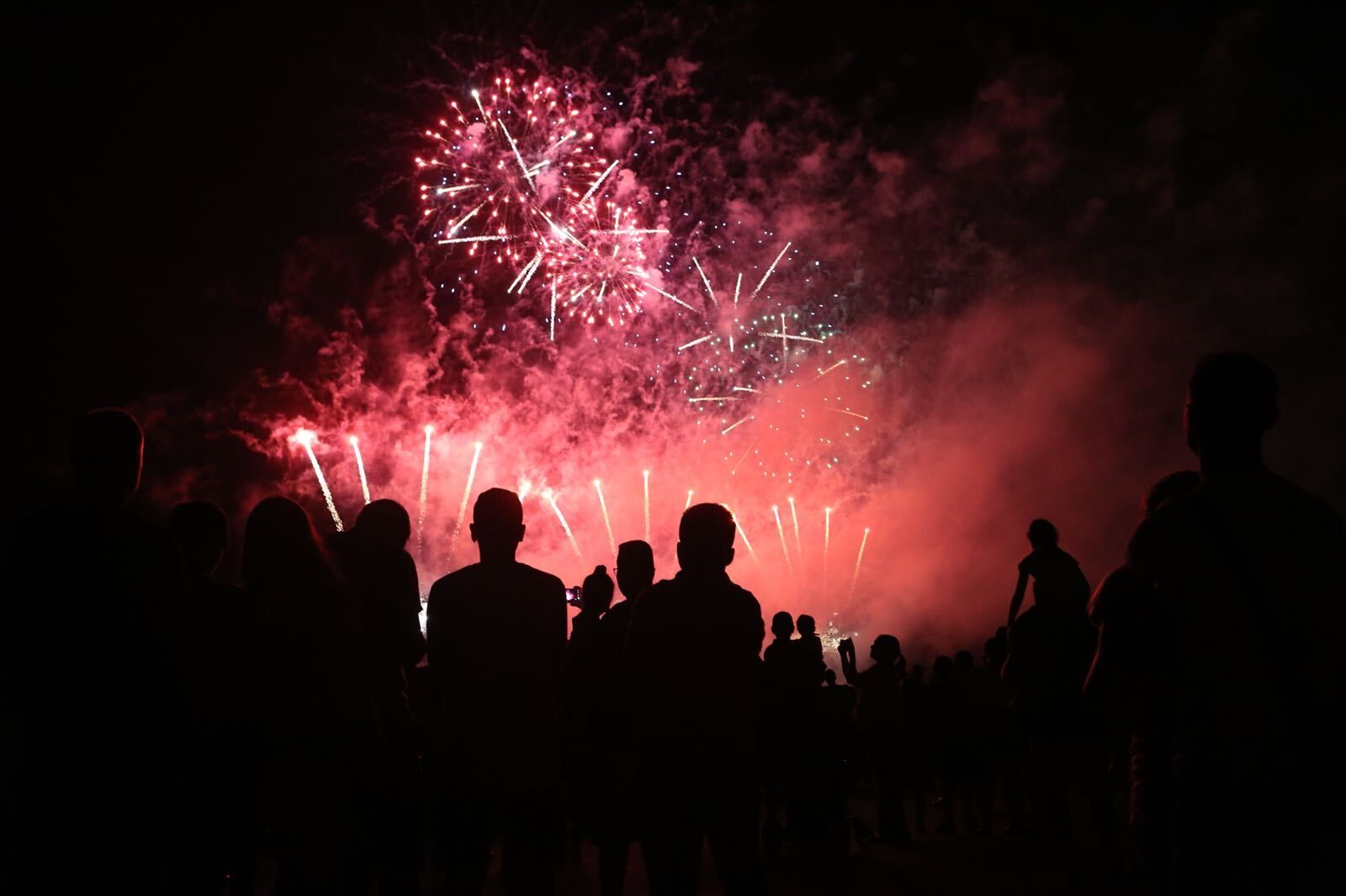 Espectáculo de fuegos artificiales de Fiestas Colombinas pasadas.