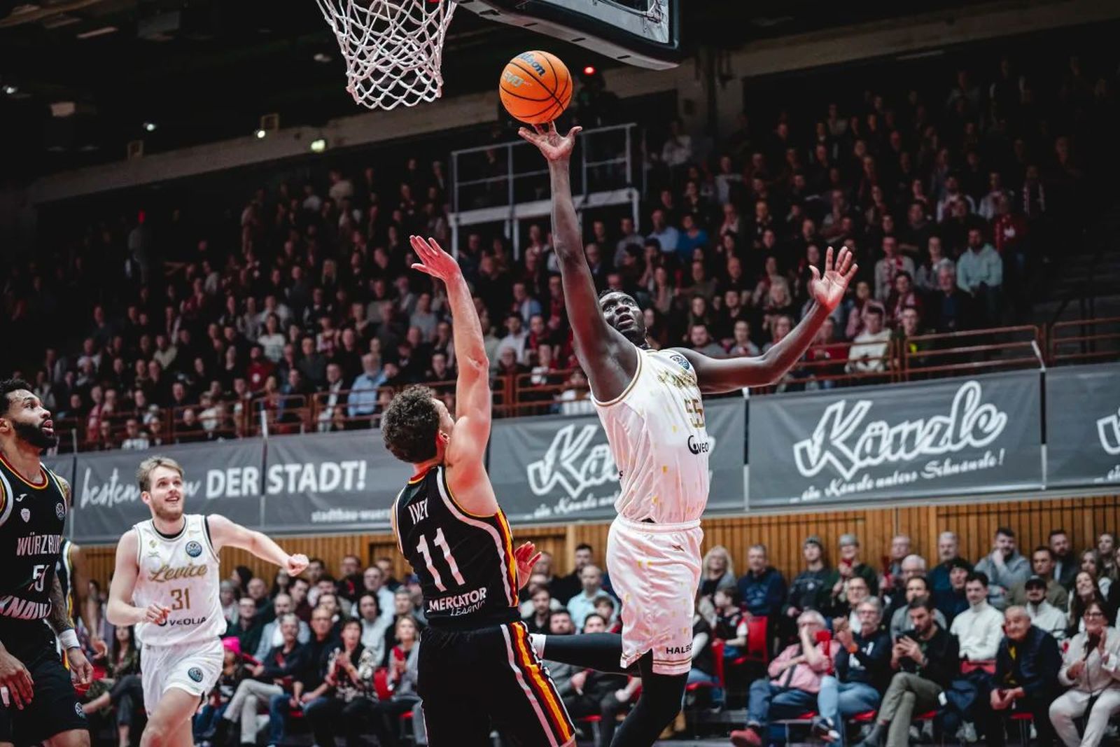 El Wurzburg completa el grupo del Unicaja en el Round of 16 de BCL