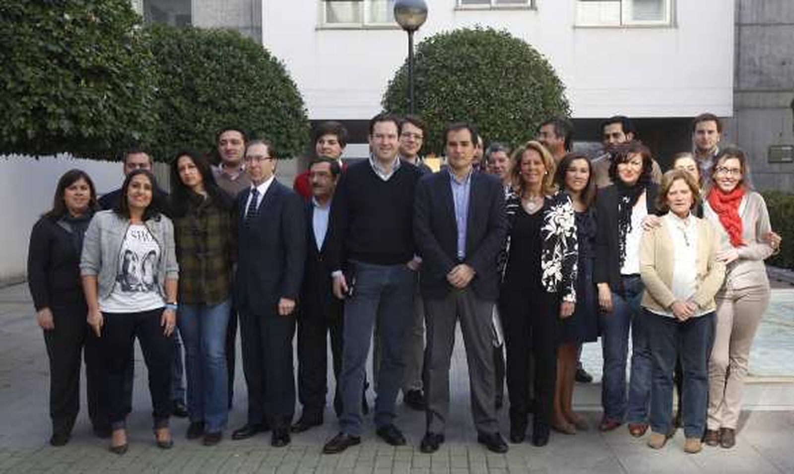 Nieto pide "trabajo duro" a su equipo para superar una "simple victoria"