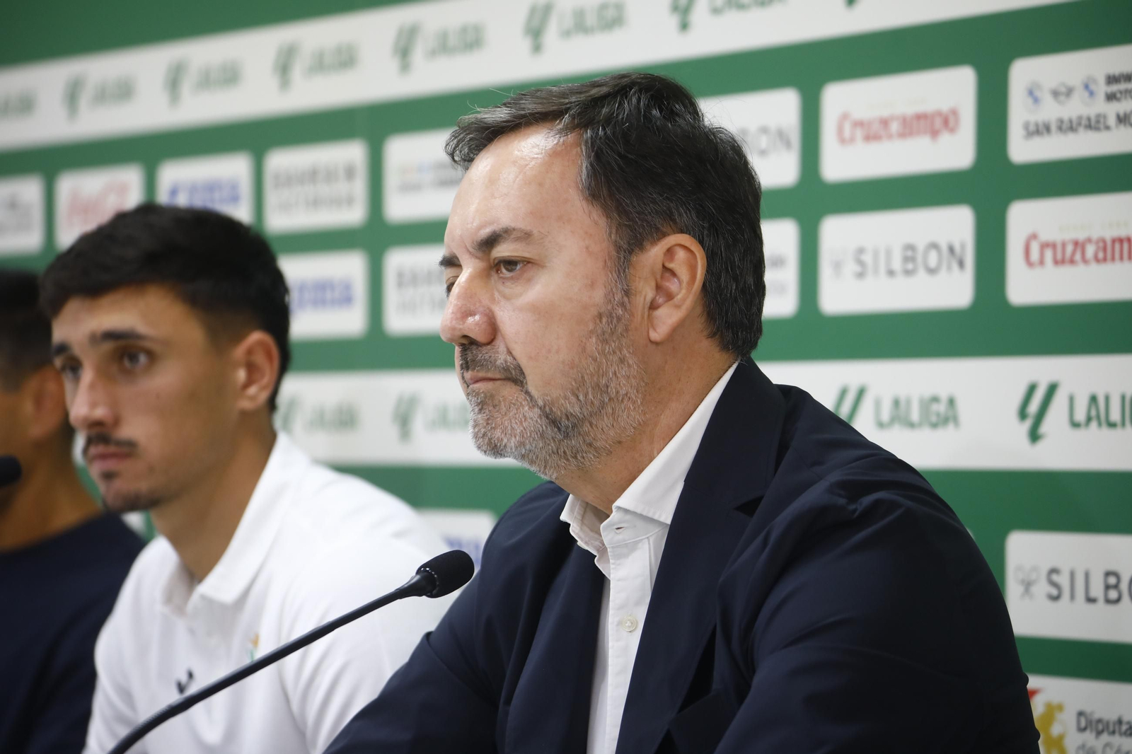 Las mejores fotos de la presentación de Ignasi Vilarrasa como nuevo jugador del Córdoba CF