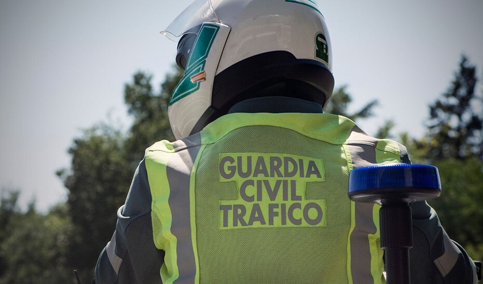Agente de la Guardia  Civil  de Tráfico