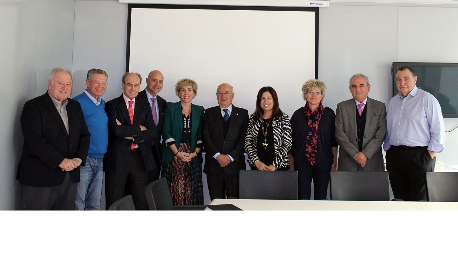 María José Flores y Diego Martínez Cano, entre parte del Consejo Asesor del PITA.