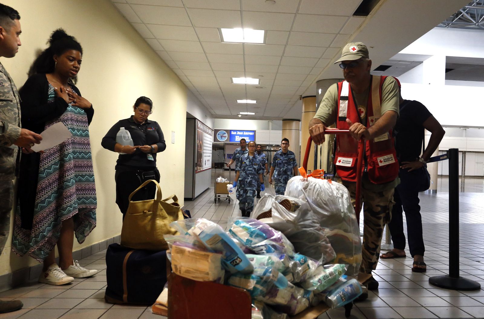Exteriores envía un avión para repatriar a los  españoles atrapados en la isla de San Martín tras el paso de Irma