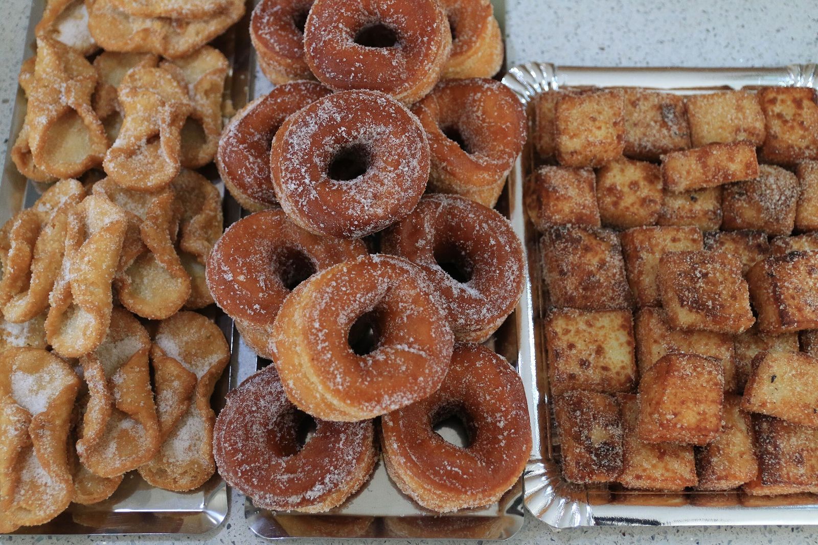 Receta de roscos y pestiños para Semana Santa: en Monachil enseñan la elaboración tradicional