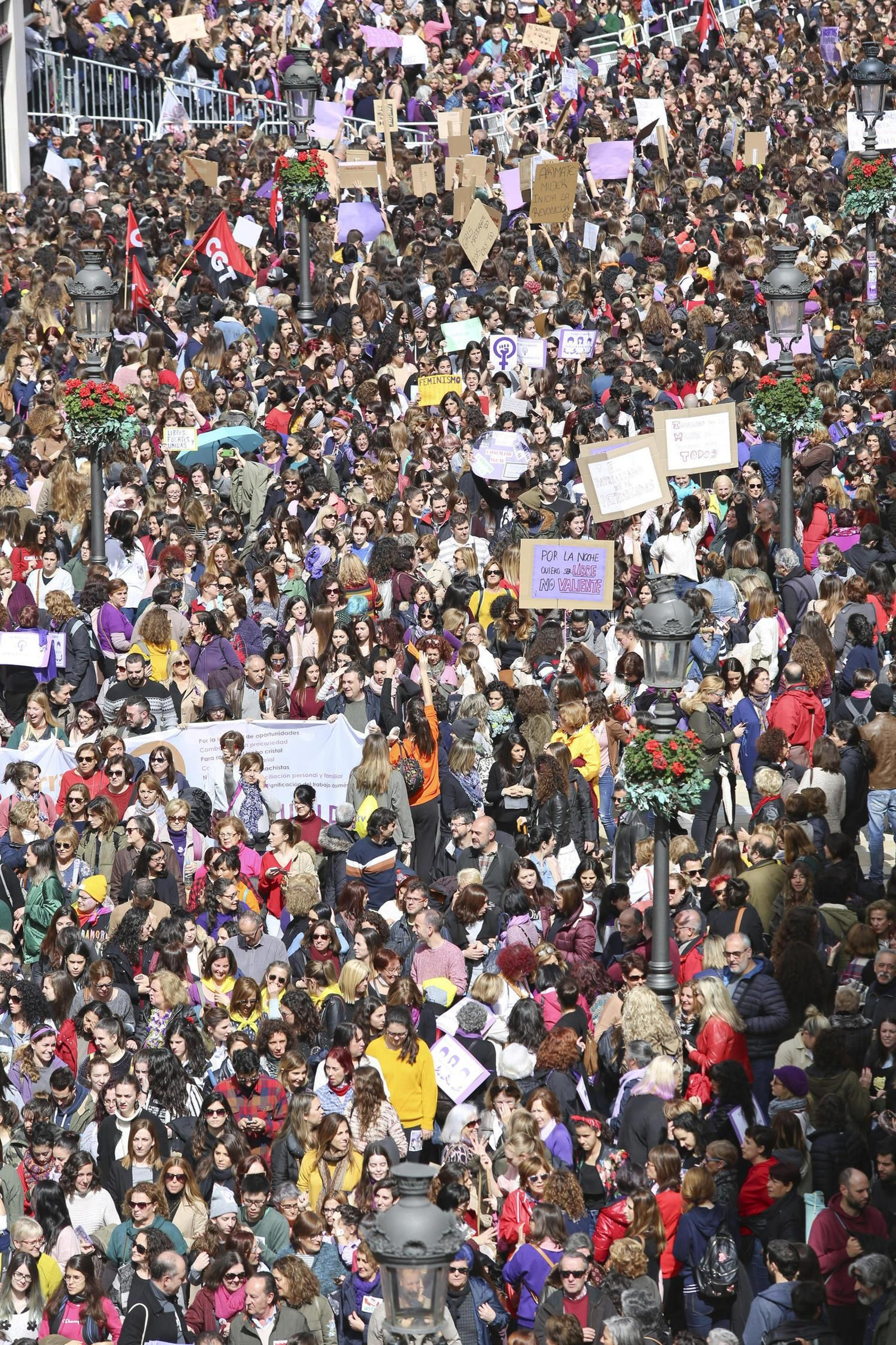 Concentración en la Plaza de la Constitución.