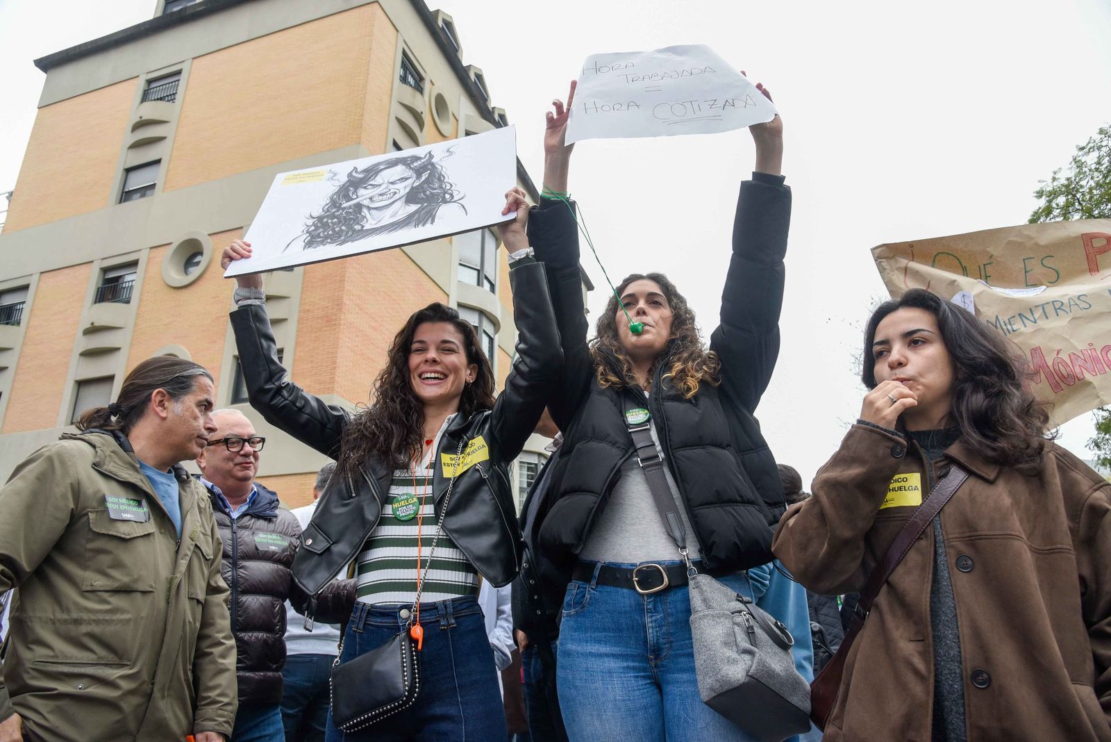 La manifestación por la huelga médica nacional, en imágenes
